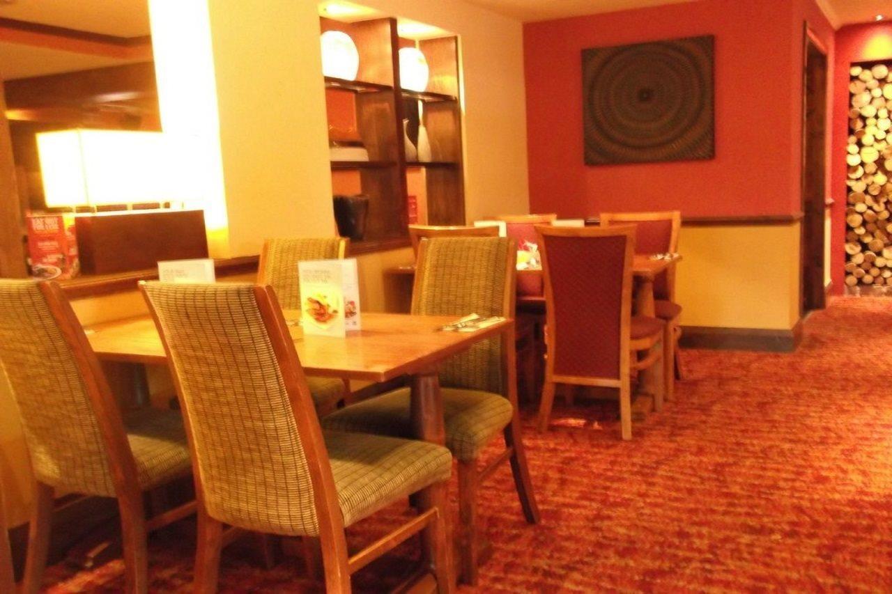 Premier Inn Bodmin Esterno foto